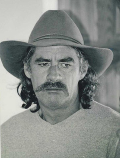 Leslie T. White obituary photo